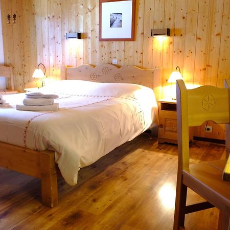 Esprit Montagne Hotel ลาชาเปล-ดาบงด็องซ์ ภายนอก รูปภาพ